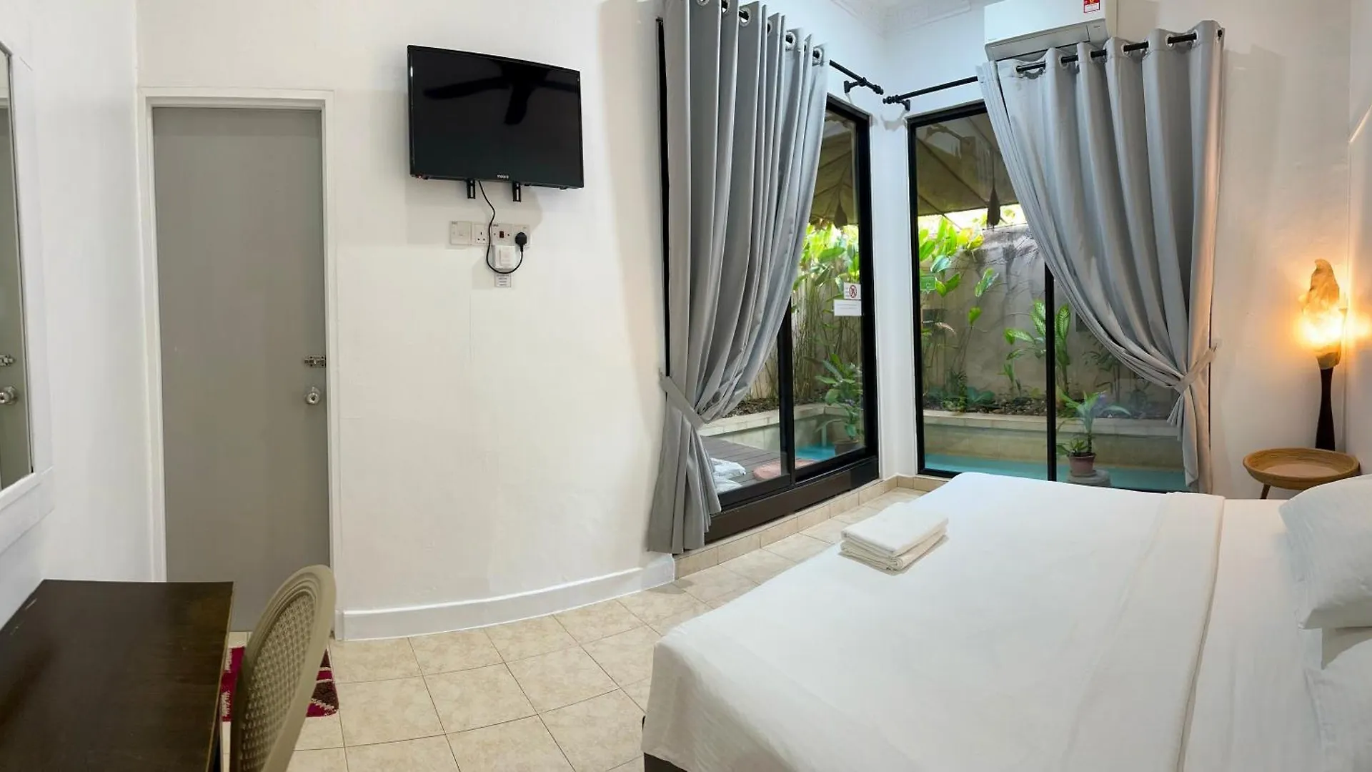 Ardour Lodge 